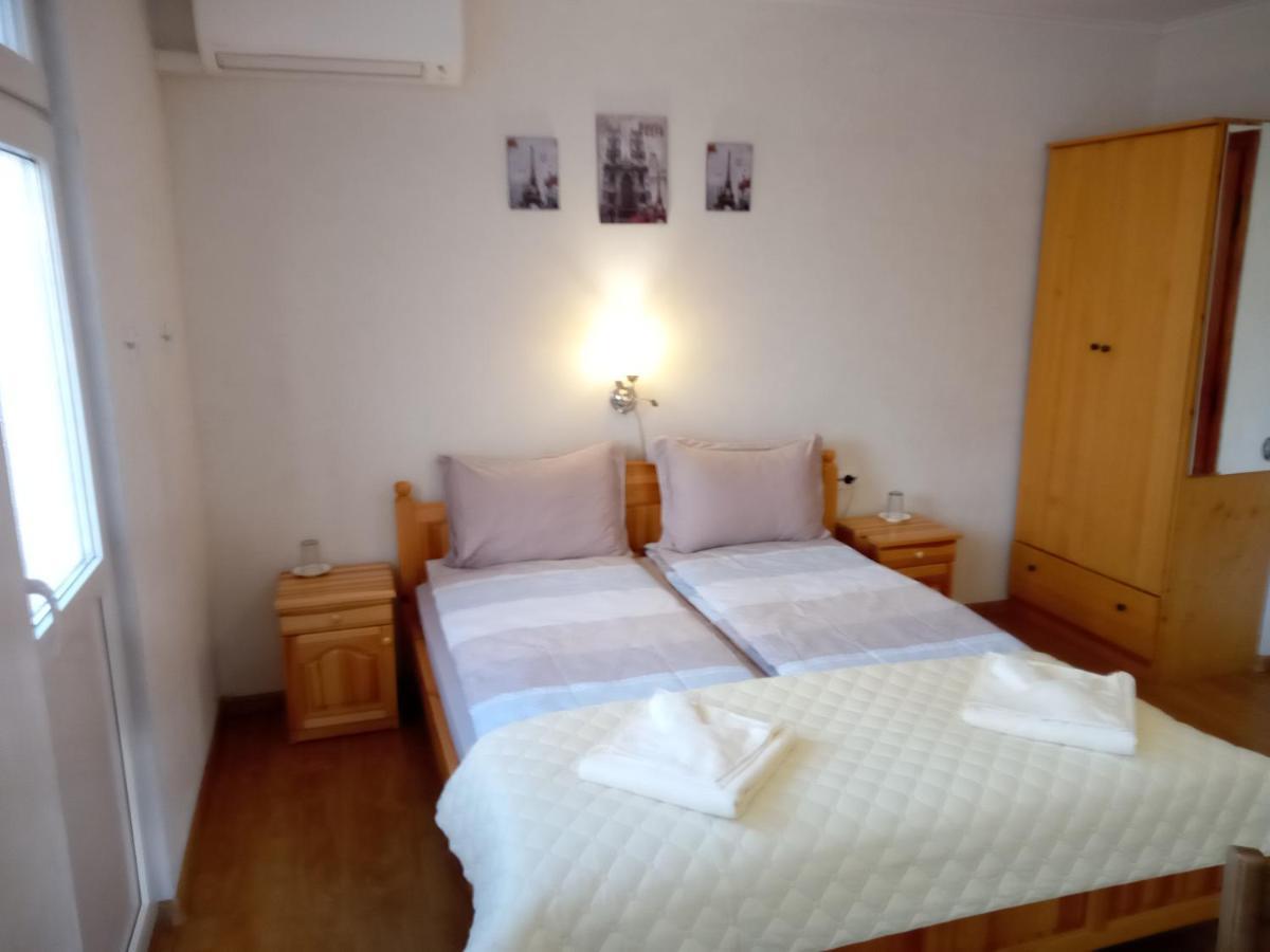 Holiday Guest House Kemo Sapareva Banya Eksteriør billede
